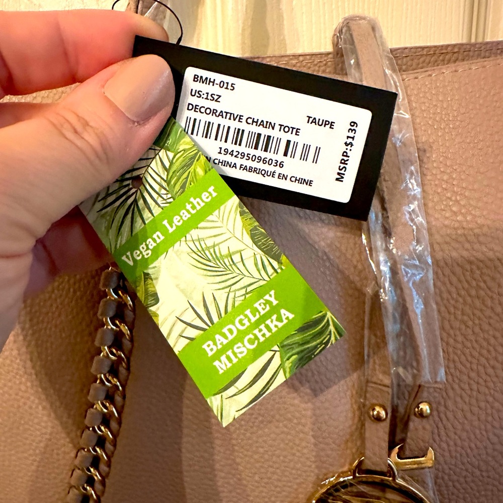 Badgley Mischka Taupe Decorative Chain Tote. NWT - Picture 4 of 4